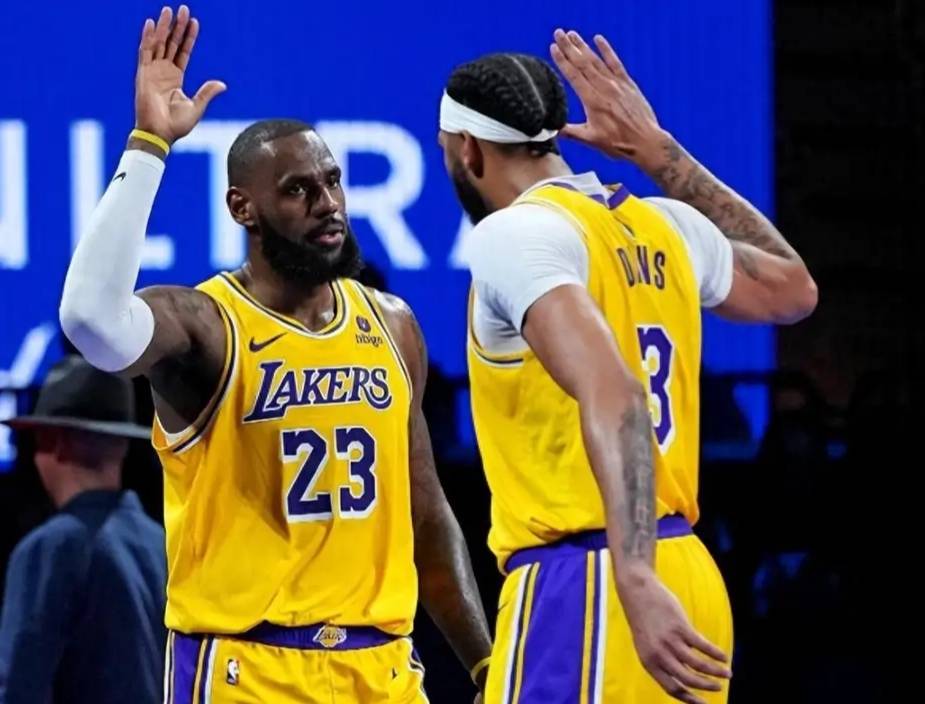 九游娱乐-詹姆斯官方宣布出色防守新规，法国队引发争议！