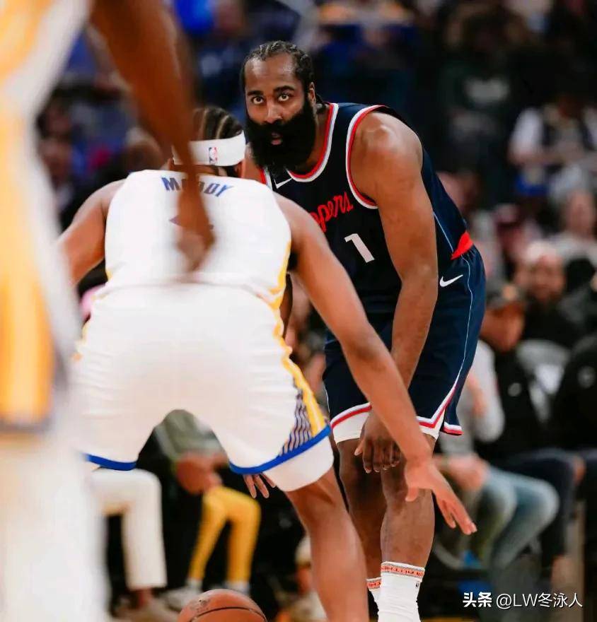 J9-包含Ming巅峰对决，哈登与60激战切尔西分钟，赛况扑朔迷离胜负难料！的词条